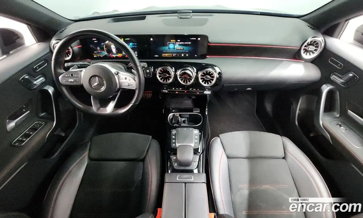 Mercedes-Benz A-Class 2021 2.0 автомат (гидро), фото 10