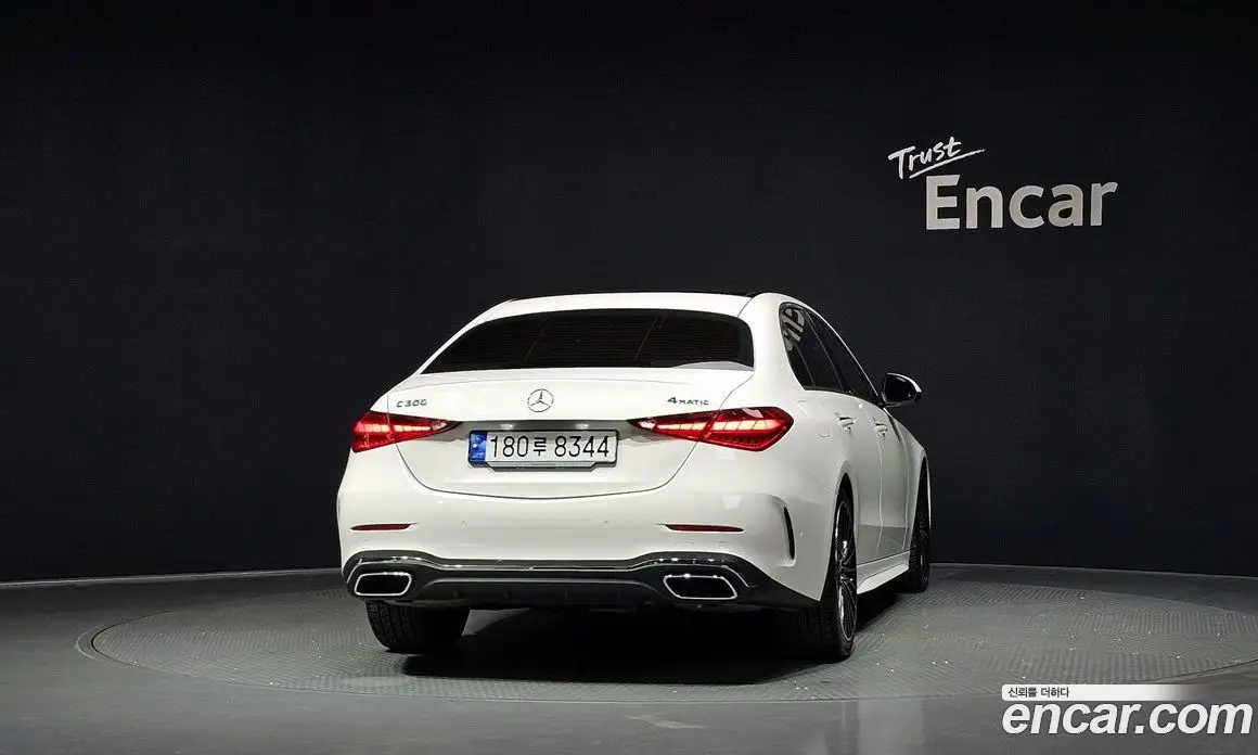 Mercedes-Benz C-Class 2023 2.0 автомат (гидро), фото 4