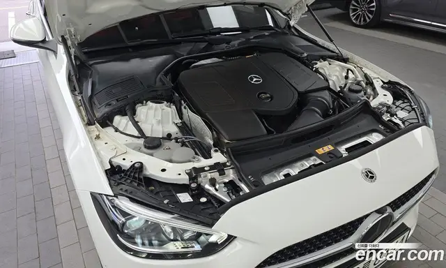 Mercedes-Benz C-Class 2023 2.0 автомат (гидро), миниатюра 6