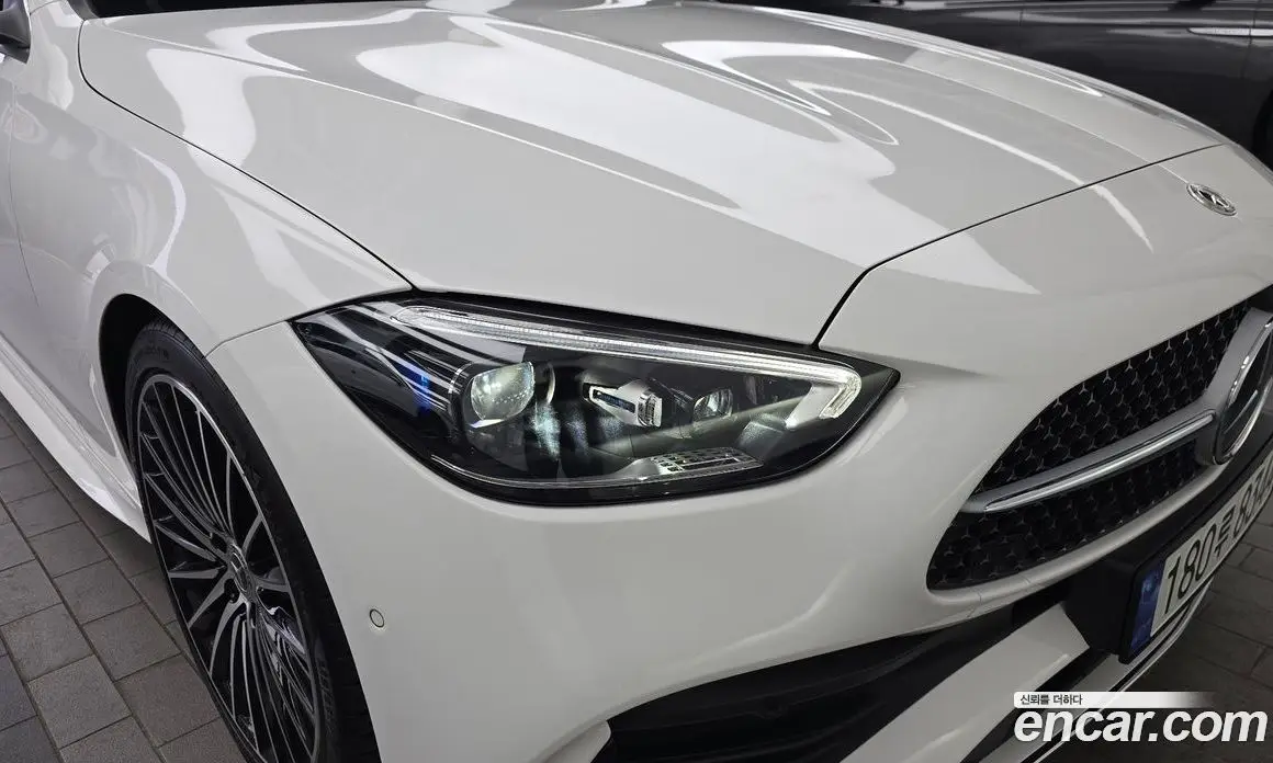 Mercedes-Benz C-Class 2023 2.0 автомат (гидро), фото 8