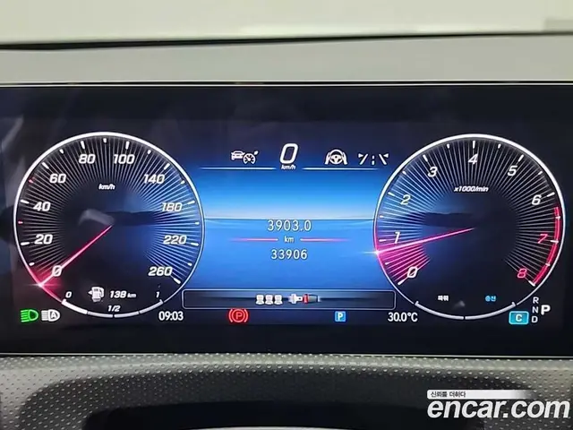 Mercedes-Benz CLA-Class 2024 2.0 автомат (гидро), миниатюра 6