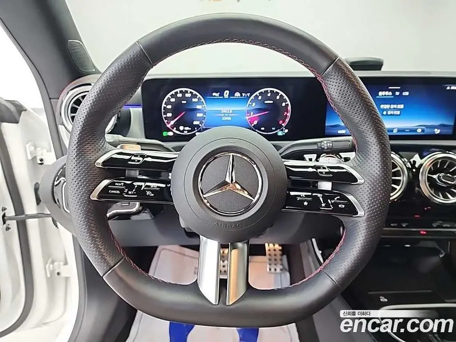 Mercedes-Benz CLA-Class 2024 2.0 автомат (гидро), фото 9
