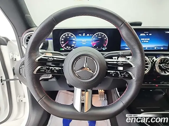 Mercedes-Benz CLA-Class 2024 2.0 автомат (гидро), миниатюра 9