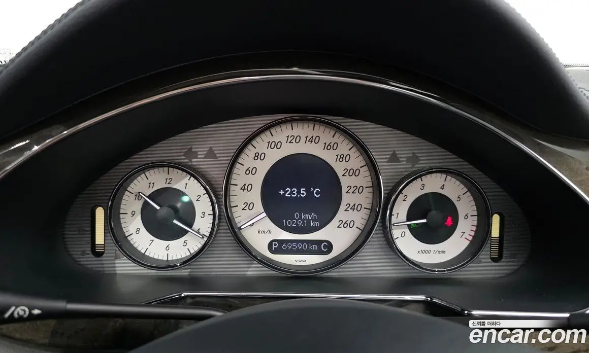 Mercedes-Benz CLS-Class 2009 3.5 автомат (гидро), фото 8