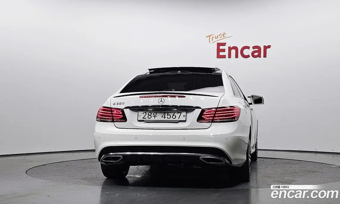 Mercedes-Benz E-Class 2014 3.5 автомат (гидро), фото 4