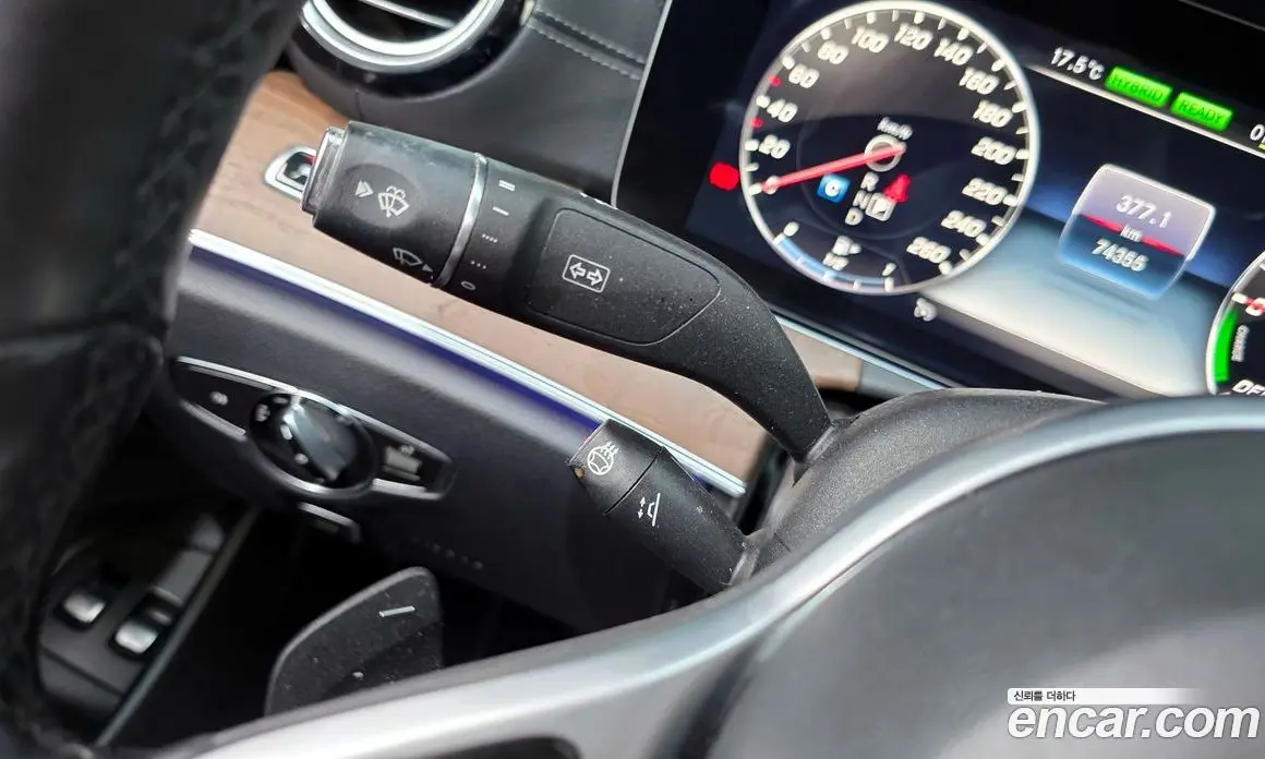 Mercedes-Benz E-Class 2019 2.0 автомат (гидро), фото 27