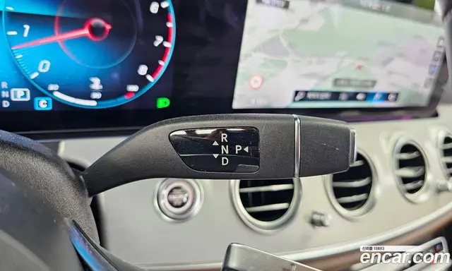 Mercedes-Benz E-Class 2021 2.0 автомат (гидро), миниатюра 12