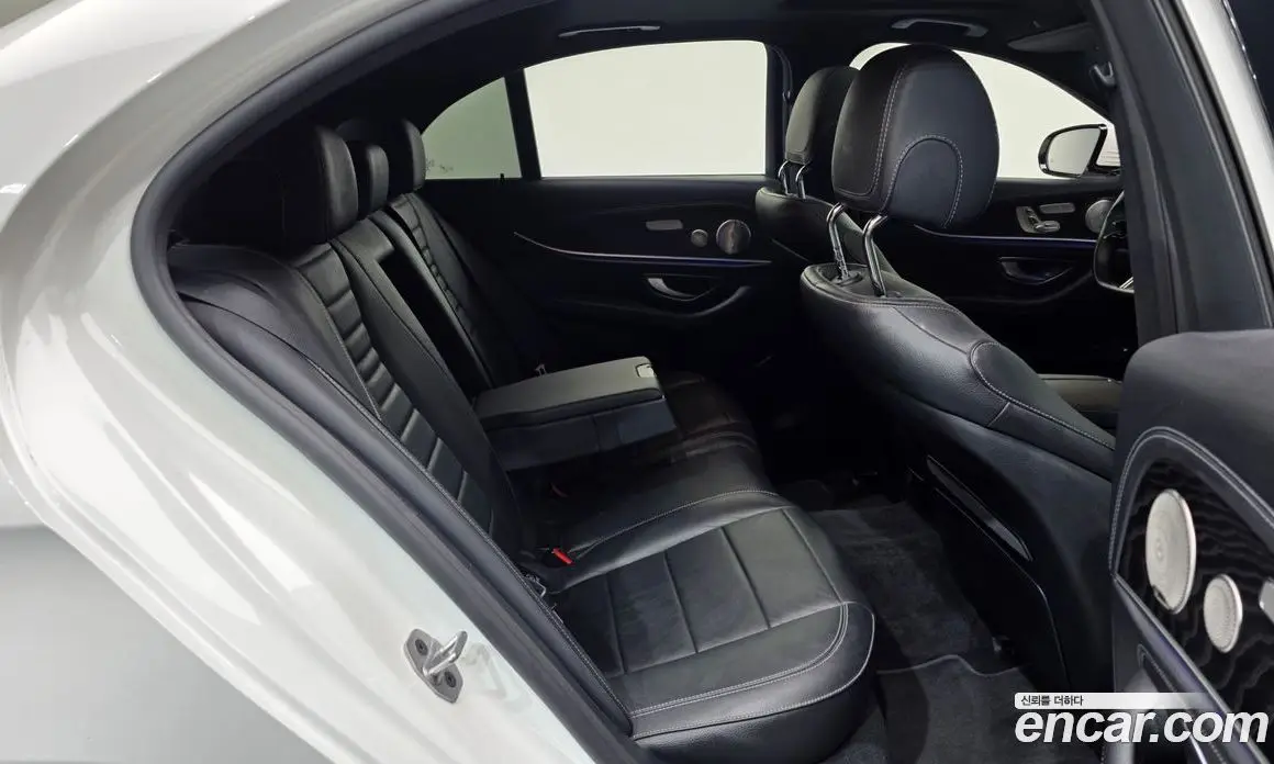 Mercedes-Benz E-Class 2022 1.9 автомат (гидро), фото 18