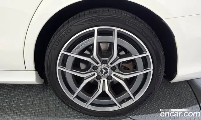 Mercedes-Benz E-Class 2022 1.9 автомат (гидро), миниатюра 7