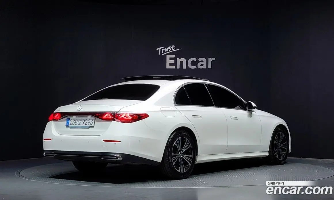 Mercedes-Benz E-Class 2025 2.0 автомат (гидро), фото 2 Mercedes-Benz E-Class 2025 2.0 автомат (гидро), фото 2