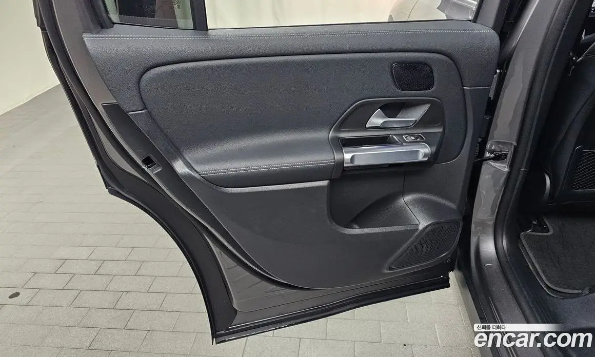 Mercedes-Benz EQB 2023 0.2 автомат (гидро), фото 15 Mercedes-Benz EQB 2023 0.2 автомат (гидро), фото 15
