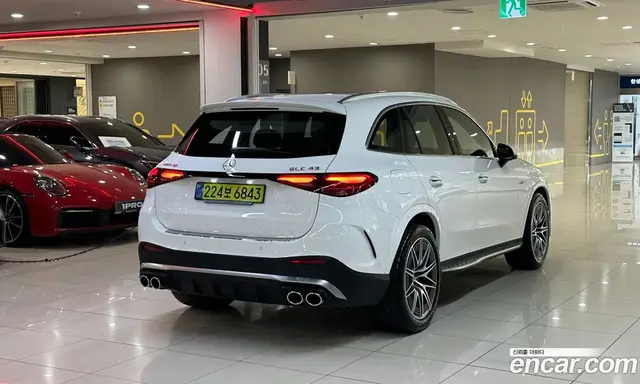 Mercedes-Benz GLC-Class 2025 2.0 автомат (гидро), миниатюра 2