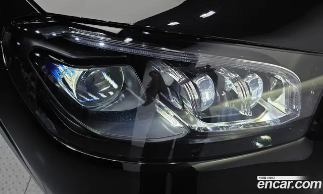 Mercedes-Benz GLS-Class 2026 4.0 автомат (гидро), миниатюра 8