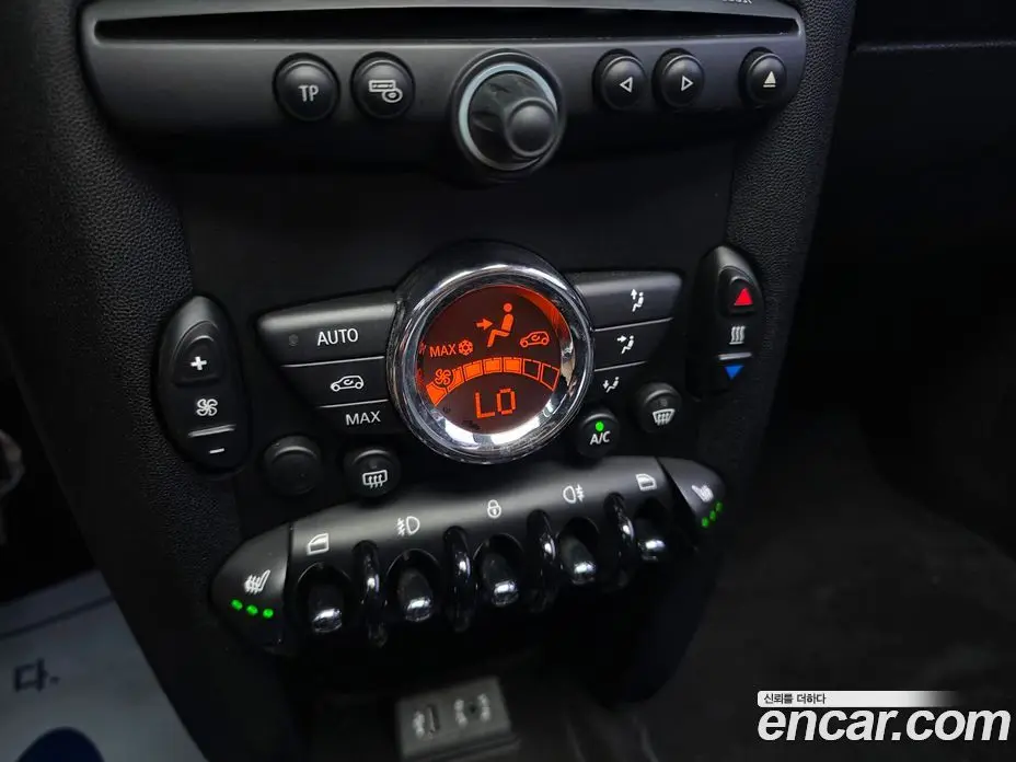 Mini Cooper 2012 1.6 автомат (гидро), фото 15