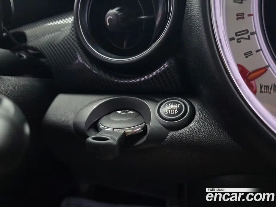 Mini Cooper 2012 1.6 автомат (гидро), фото 16