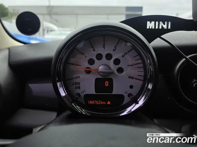 Mini Cooper 2012 1.6 автомат (гидро), миниатюра 5