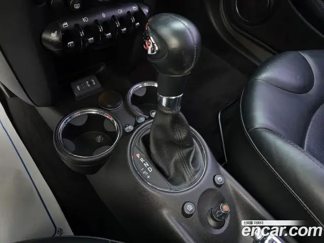 Mini Cooper 2012 1.6 автомат (гидро), миниатюра 10