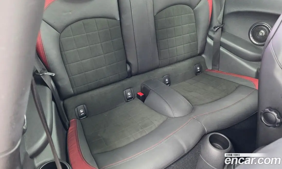Mini Cooper 2017 2.0 автомат (гидро), фото 12 Mini Cooper 2017 2.0 автомат (гидро), фото 12