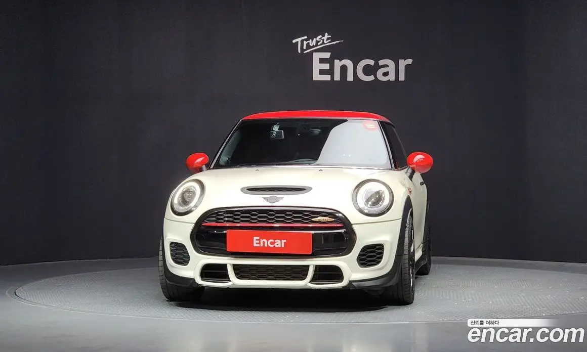 Mini Cooper 2017 2.0 автомат (гидро), фото 3 Mini Cooper 2017 2.0 автомат (гидро), фото 3