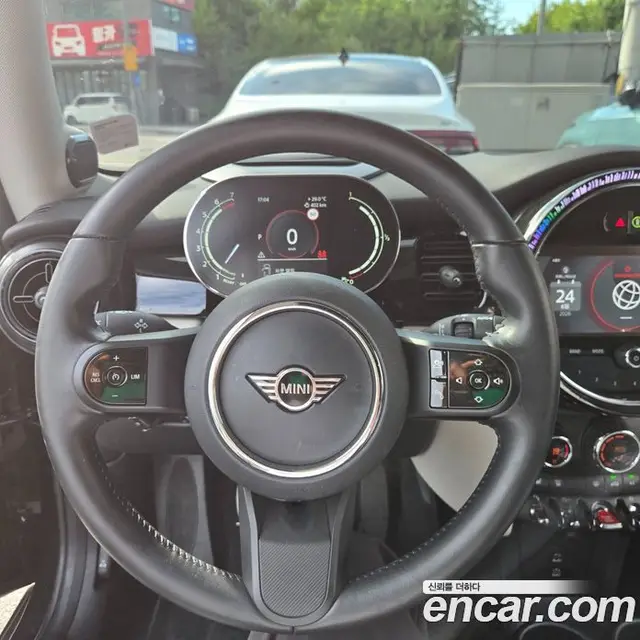 Mini Cooper 2022 2.0 автомат (гидро), миниатюра 6