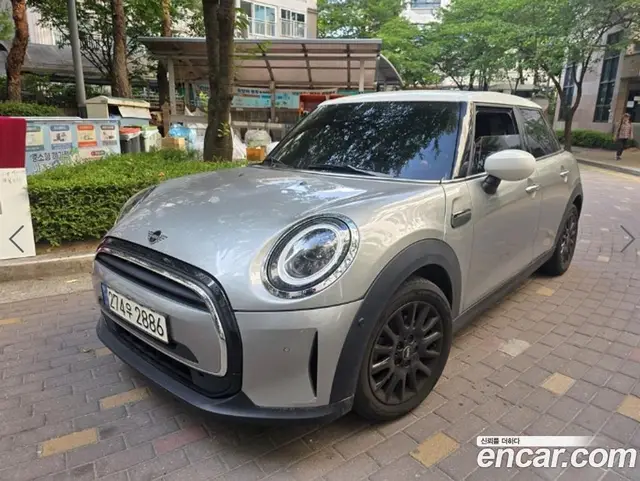 Mini Cooper, 2023, 22 500 км