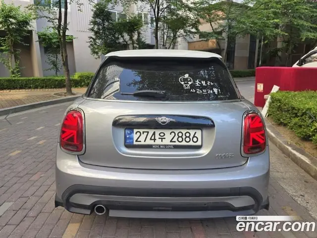 Mini Cooper 2023 1.5 автомат (гидро), миниатюра 2