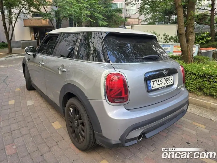 Mini Cooper 2023 1.5 автомат (гидро), фото 3