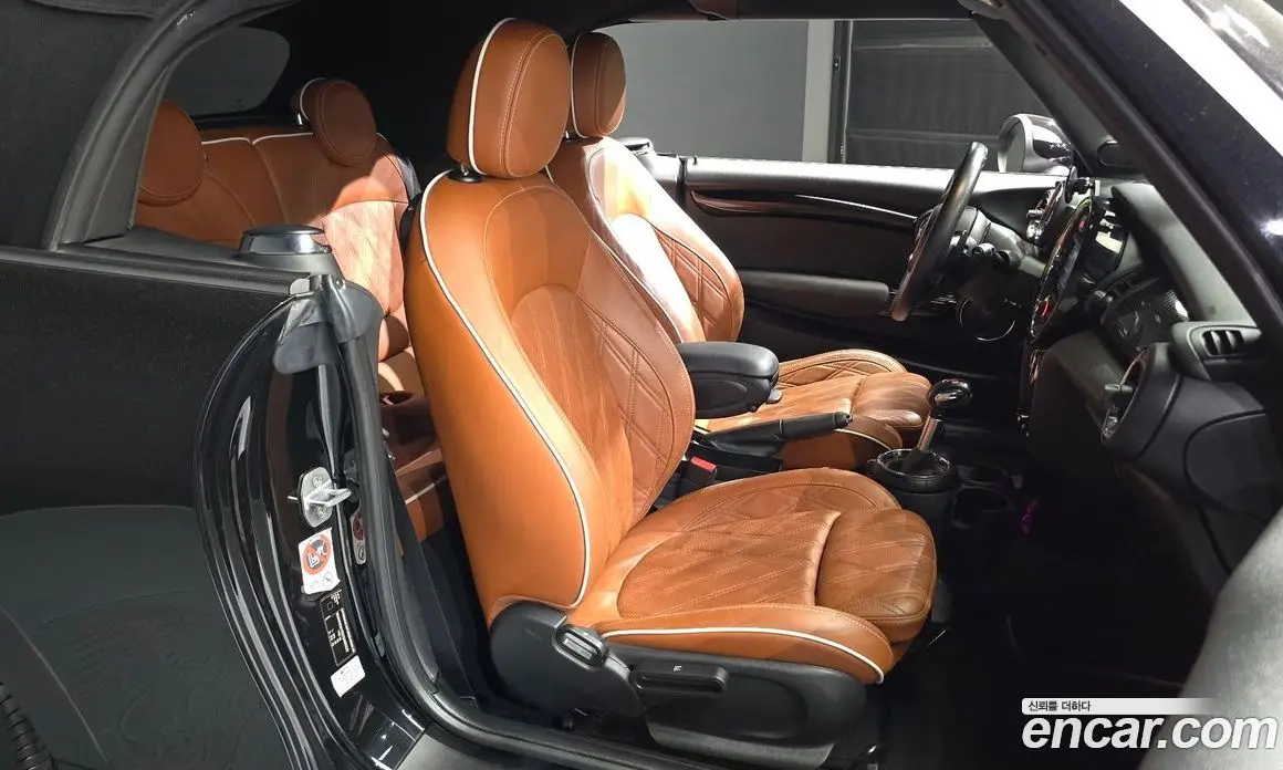 Mini Cooper Convertible 2017 2.0 автомат (гидро), фото 12