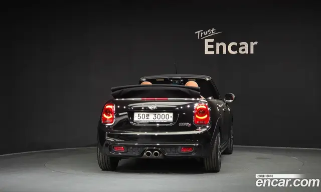 Mini Cooper Convertible 2017 2.0 автомат (гидро), миниатюра 4