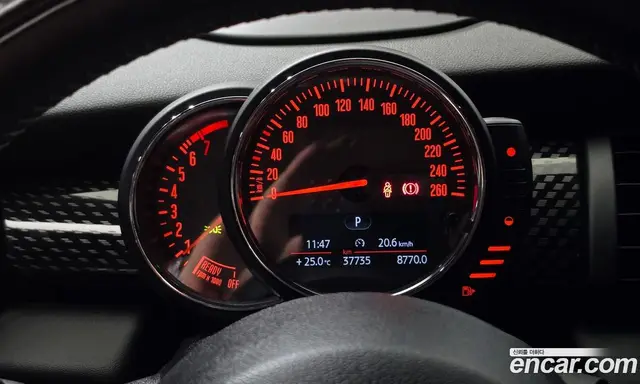 Mini Cooper Convertible 2017 2.0 автомат (гидро), миниатюра 8