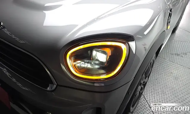 Mini Countryman 2024 1.5 автомат (гидро), миниатюра 7