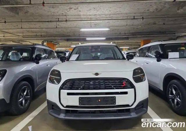 Mini Countryman 2026 2.0 автомат (гидро), миниатюра 1