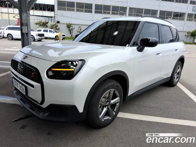 Mini Countryman 2026 2.0 автомат (гидро), миниатюра 3 Mini Countryman 2026 2.0 автомат (гидро), миниатюра 3