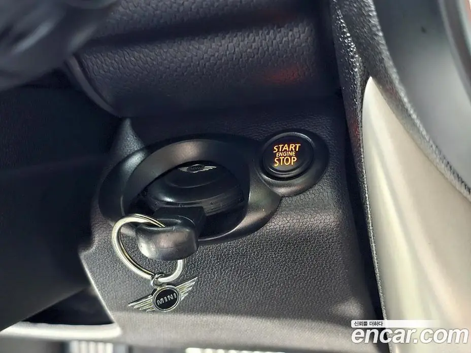 Mini Paceman 2013 2.0 автомат (гидро), фото 16 Mini Paceman 2013 2.0 автомат (гидро), фото 16