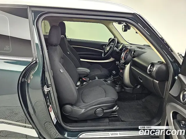 Mini Paceman 2013 2.0 автомат (гидро), миниатюра 5 Mini Paceman 2013 2.0 автомат (гидро), миниатюра 5