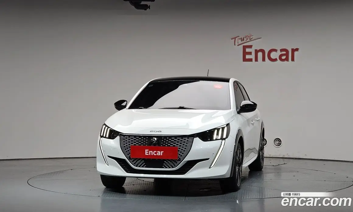 Peugeot 208 2023 0.1 автомат (гидро), фото 3 Peugeot 208 2023 0.1 автомат (гидро), фото 3