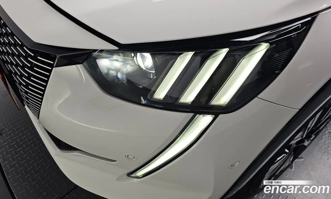 Peugeot 208 2023 0.1 автомат (гидро), фото 8 Peugeot 208 2023 0.1 автомат (гидро), фото 8