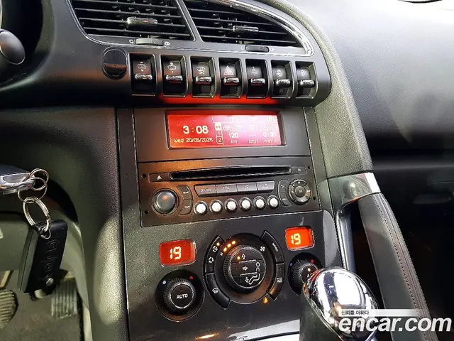 Peugeot 3008 2013 1.6 автомат (гидро), миниатюра 11 Peugeot 3008 2013 1.6 автомат (гидро), миниатюра 11