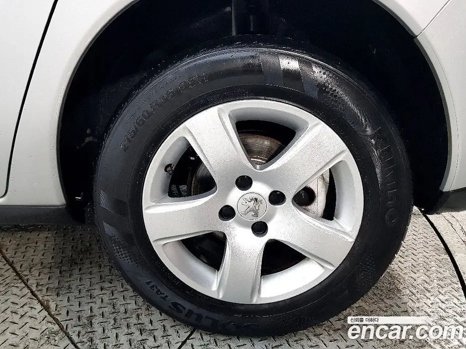 Peugeot 3008 2013 1.6 автомат (гидро), фото 20 Peugeot 3008 2013 1.6 автомат (гидро), фото 20