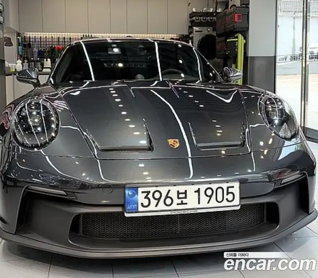 Porsche 911 2022 4.0 автомат (гидро), миниатюра 3