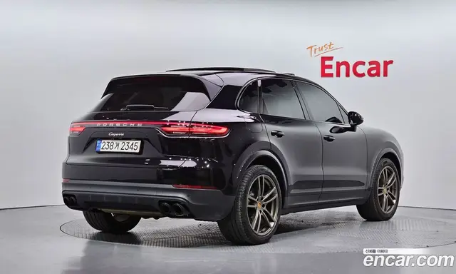 Porsche Cayenne 2019 3.0 автомат (гидро), миниатюра 2