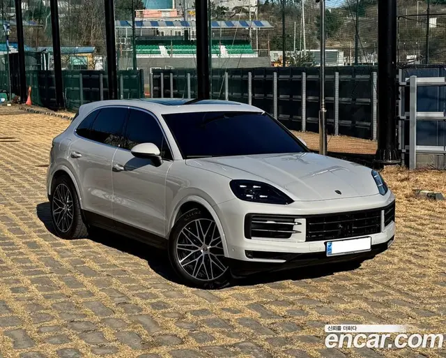 Porsche Cayenne 2023 3.0 автомат (гидро), миниатюра 4 Porsche Cayenne 2023 3.0 автомат (гидро), миниатюра 4