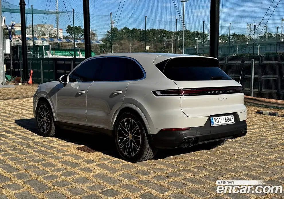 Porsche Cayenne 2023 3.0 автомат (гидро), фото 7 Porsche Cayenne 2023 3.0 автомат (гидро), фото 7