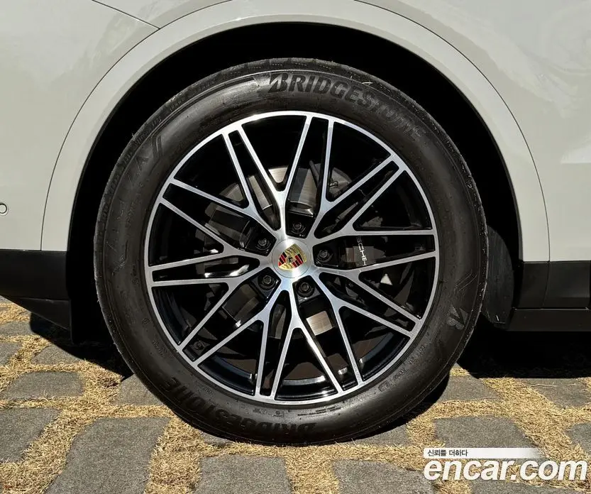 Porsche Cayenne 2023 3.0 автомат (гидро), фото 10 Porsche Cayenne 2023 3.0 автомат (гидро), фото 10