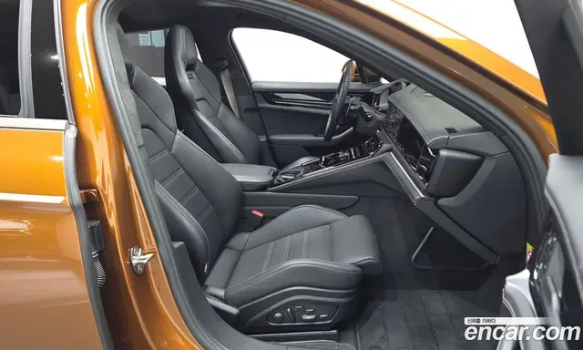 Porsche Panamera 2024 4.0 автомат (гидро), миниатюра 11