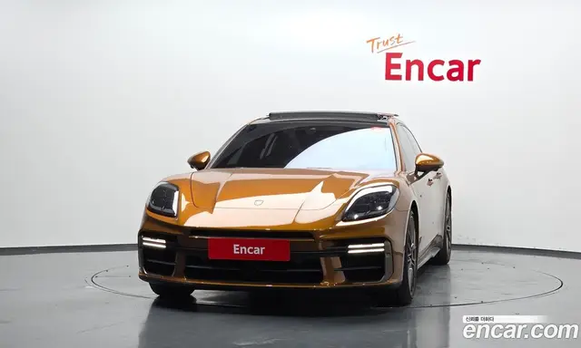 Porsche Panamera 2024 4.0 автомат (гидро), миниатюра 3
