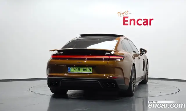 Porsche Panamera 2024 4.0 автомат (гидро), миниатюра 4