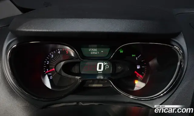 Renault (Samsung) QM3 2017 1.5 автомат (гидро), миниатюра 8 Renault (Samsung) QM3 2017 1.5 автомат (гидро), миниатюра 8