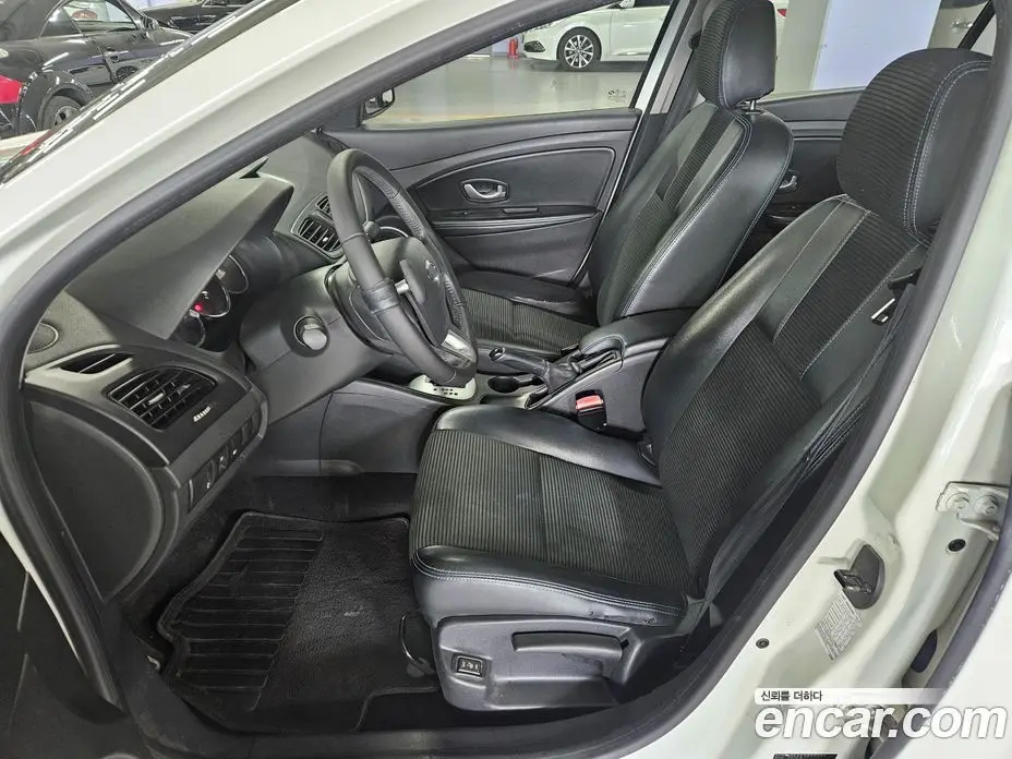 Renault (Samsung) SM3 2012 1.6 автомат (гидро), фото 12 Renault (Samsung) SM3 2012 1.6 автомат (гидро), фото 12