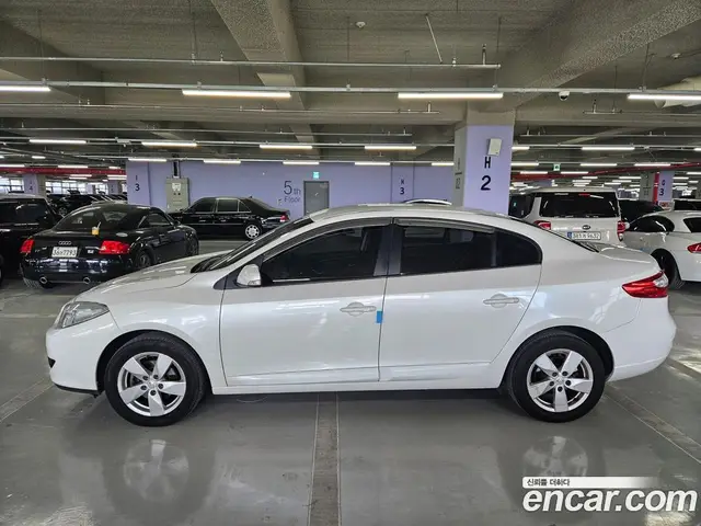 Renault (Samsung) SM3 2012 1.6 автомат (гидро), миниатюра 4 Renault (Samsung) SM3 2012 1.6 автомат (гидро), миниатюра 4
